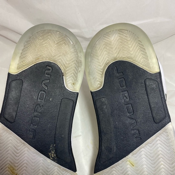 Jordan 5 Retro Olympic (2016) - Picture 14 of 15